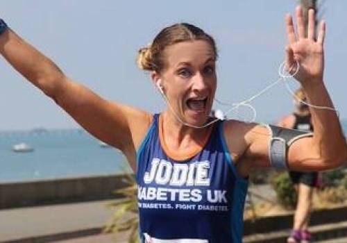 Jodie Runs in the Brighton Marathon